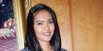 Lola Amaria Tak Perlu Cari Inspirasi Untuk Buku