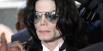 Pasca Perseteruan, Rumah Michael Jackson Diblokir