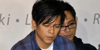 Masuk Rutan Bareskrim, Ariel Disambut Lagu 'Ada Apa Denganmu'