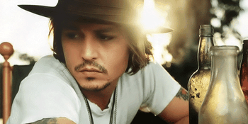 ''PIRATES OF THE CARIBBEAN 5', Johnny Depp Dibayar Rp 900 M?