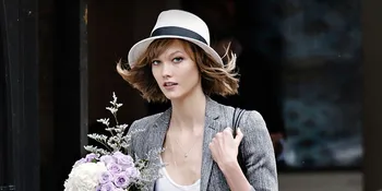 10 Fakta Tentang Karlie Kloss Yang Mungkin Belum Kamu Ketahui