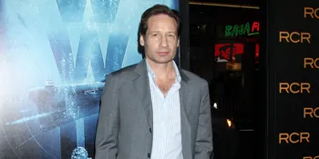 17 Tahun Menikah, David Duchovny - Tea Leoni Putuskan Bercerai