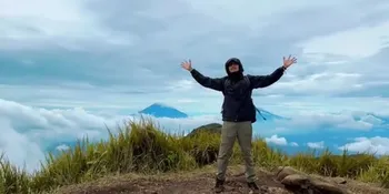 2 Pendaki Carstensz yang Berangkat Bersamanya Meninggal Dunia, Fiersa Besari Berduka
