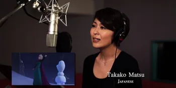25 Wanita Cantik Nyanyikan 'Let It Go' Dalam 25 Bahasa Berbeda!
