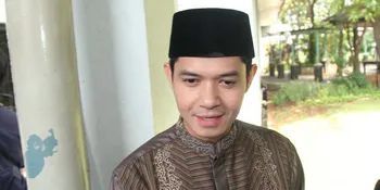 33 Tahun Belum Nikah, Dude Harlino Cari Pasangan