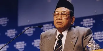 70 Kata-Kata Bijak Gus Dur yang Menyentuh dan Penuh Makna