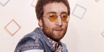 42 Kata-Kata John Lennon yang Menyentuh Hati dan Memotivasi, Tentang Cinta - Perdamaian