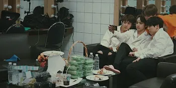 5 Bukti BTS Sebenarnya Kumpulan Anak-Anak Hits yang Nggak Melulu Makan Sayur