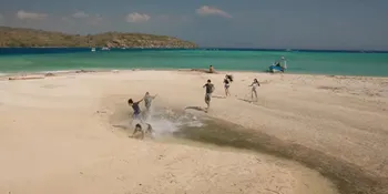 5CM REVOLUSI HATI Angkat Baluran Hingga Pulau Menjangan, Cast Susah Move On