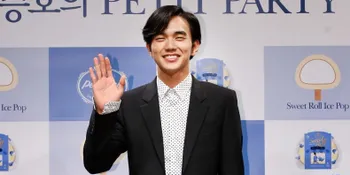 6 Jam Kehujanan, Payung Yoo Seung Ho Bolong Saat Syuting Drama
