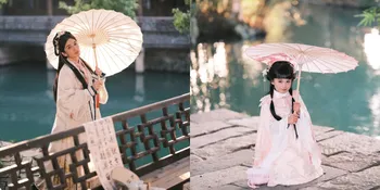 7 Potret Chelsea Olivia dan Anak Tampil Anak Kenakan Baju Khas China, Bikin Pangling Tampil Cantik Semua