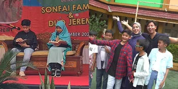 7 Potret King Faaz Anak Fairuz A Rafiq Ngaji di Acara Sekolah, Suara Merdunya Bikin Merinding