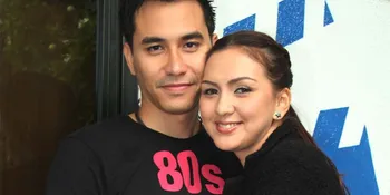 7th Anniversary, Donna-Darius Dapat Kado Spesial Dari Anak-Anak