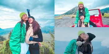 8 Potret Pasangan Sesama Jenis Chika Kinsky dan Yumi Kwandy Rayakan Valentine di Bromo, Gendong-gendongan - Pamer Ciuman Mesra
