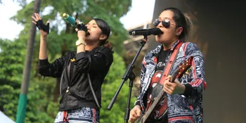 ​Rayakan 17 Tahun Bertahan dengan Formasi Utuh, The Virgin Tampil Enerjik di Lokarya Fest 2026