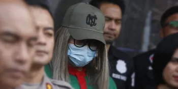 Abash Beberkan Kondisi Terbaru Lucinta Luna di Tahanan, Kaki Bengkak - Shock dan Kini Sudah Bisa Tersenyum