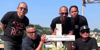 Abdel Langsung ke Makam Temon Sepulang dari Amerika, Tangis Pecah di TPU Tanah Kusir
