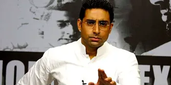 Abhishek Bachchan: Kabar Itu (Pindah Rumah) Sampah!