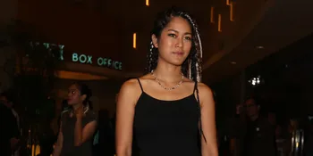 Abimana Tinju Dagu Prisia Nasution, Ada Apa?