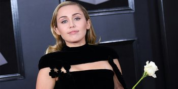 Acara Lindsay Lohan Dikritik, Miley Cyrus Beri Support Manis