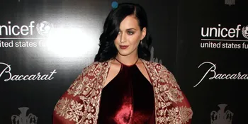 Ada Orang Ketiga di Balik Perpisahan John Mayer - Katy Perry?