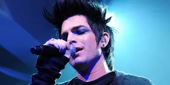 Adam Lambert Asuransikan Suaranya Seharga 462 Miliar