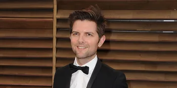 Adam Scott Beradu Peran Dengan Johnny Deep di 'BLACK MASK'!
