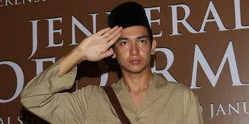 Adipati Dolken - Ibnu Jamil Jalani Latihan di Kamp Tentara