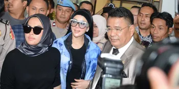 Syahrini - FOTO Gaya Mewah Syahrini di Rumania, Cantik dan 