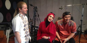 Bikin Lagu Religi, Natasha Gaet Fadly Padi dan Mustafa Debu