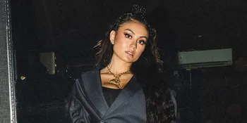 Agnez Mo dan Raphael Maitimo Akhirnya Go Public, Pamer Foto Pelukan Mesra di Instagram