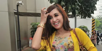 Ahmad Fathanah: Tidak Pakai Jilbab, Septy Tetap Cantik