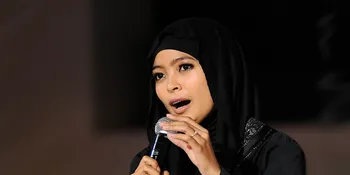 Air Mata Berlinang Saat Tantri Sungkem Minta Dinikahkan