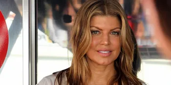 Akhirnya... Fergie Resmi Umumkan Kehamilan