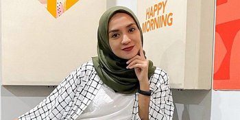 Akhirnya Keluar Selama Pandemi, Enno Lerian Ajak Anak dan Suami Bermain di Taman