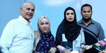 Akrab, Shireen Sungkar Tak Panggil Ibu Tiri Dengan Sebutan Mama