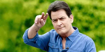 Aktor Gaek Charlie Sheen Dikabarkan Positif Mengidap HIV