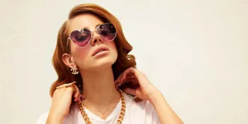 Album Debut Sukses, Lana Del Rey Ragu Garap Album Baru