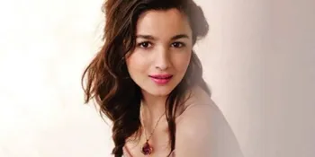 Alia Bhatt, Bintang Muda Bollywood Yang Super Imut