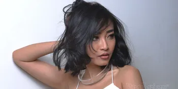 Aliran Make Up, Rinni Wulandari Lebih Suka Gaya Amerika - Eropa