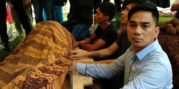 Almarhum Ayah Adalah Partner Enda Ungu Dalam Menghidupi Adik-Adiknya