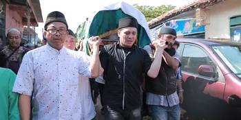 Almarhum Ayah Fadli &#38; Fadlan 16 Tahun Menderita Penyakit Jantung
