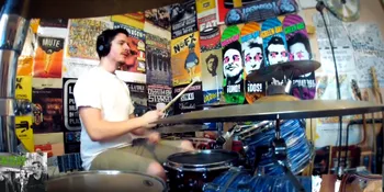 Amazing, Mainkan Puluhan Lagu Green Day Dalam 5 Menit Saja!