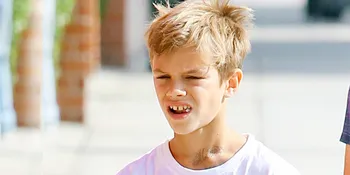 Anak Laki-Laki David Beckham Ternyata Suka Main Boneka?