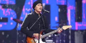 Andra Ramadhan Ungkap Alasan Setia Pakai Efek Gitar Ini Selama Manggung
