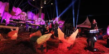 Andre Hehanussa Meriahkan Semarak Jazz Ijen Banyuwangi