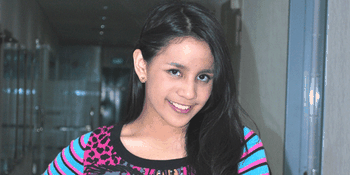 Angel Pieters Kini Bukan Lagi Penyanyi Cilik