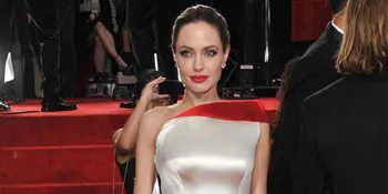Angelina Jolie Bakal Dapat Penghargaan Khusus Oscar