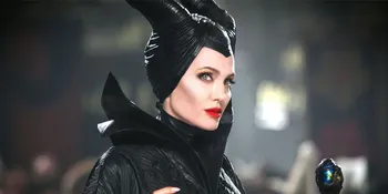 Angelina Jolie Bakal Kembali Jadi Peri Cantik di 'MALEFICENT 2'