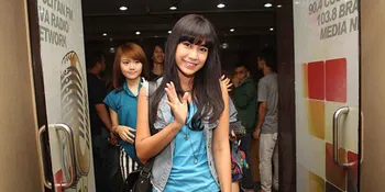 Anisa Rahma Butuh Berhari-hari Buka Kado Dari Fans